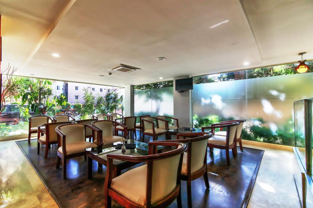 Icon Suites By Bhagini Bangalore Exteriör bild