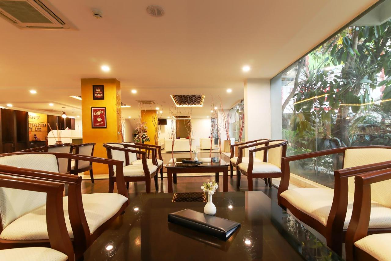 Icon Suites By Bhagini Bangalore Exteriör bild